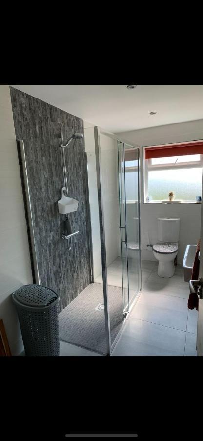 'Kodi'S Place' Well Appointed 1 Bedroom Apartment With Excellent Transport Links And Free Wi-Fi Whiteabbey Exterior photo